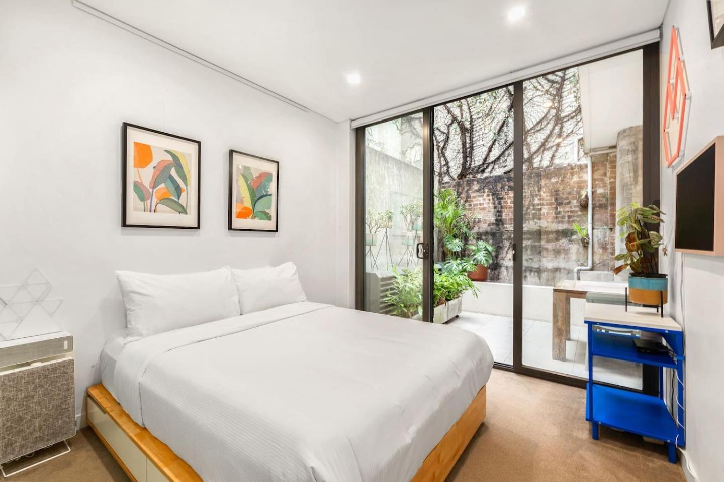 Apartment The Green Haven - Lush Industrial Chic Living Sydney