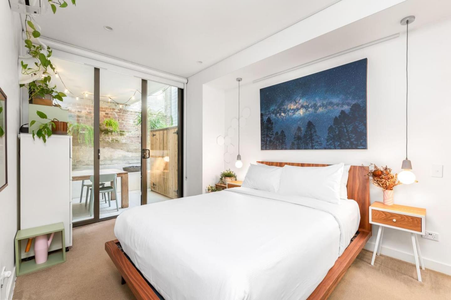 The Green Haven - Lush Industrial Chic Living Apartment Sydney